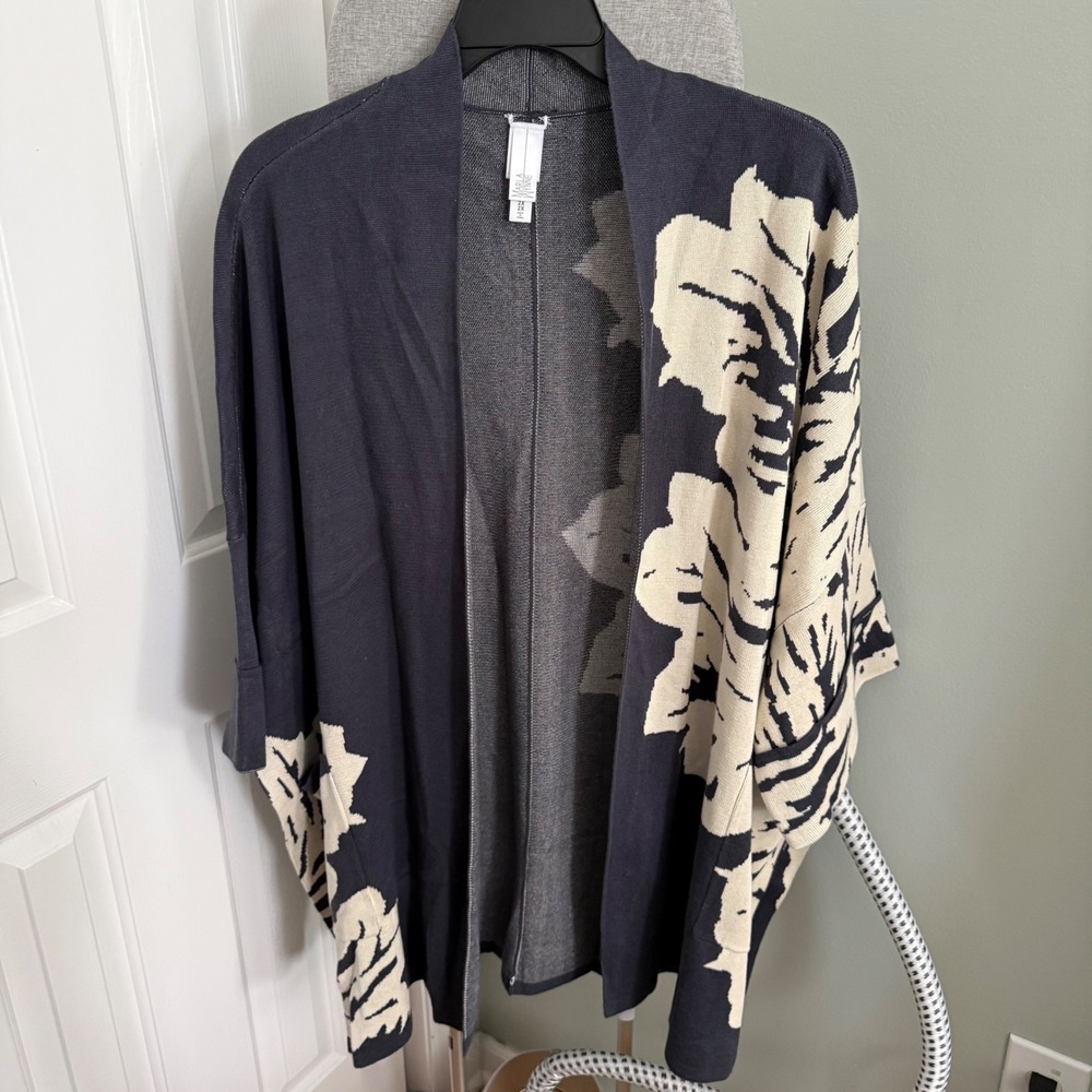 MarlaWynne Jacquard Knit Drama Topper 2X Floral Oversized Cardigan Navy Cream